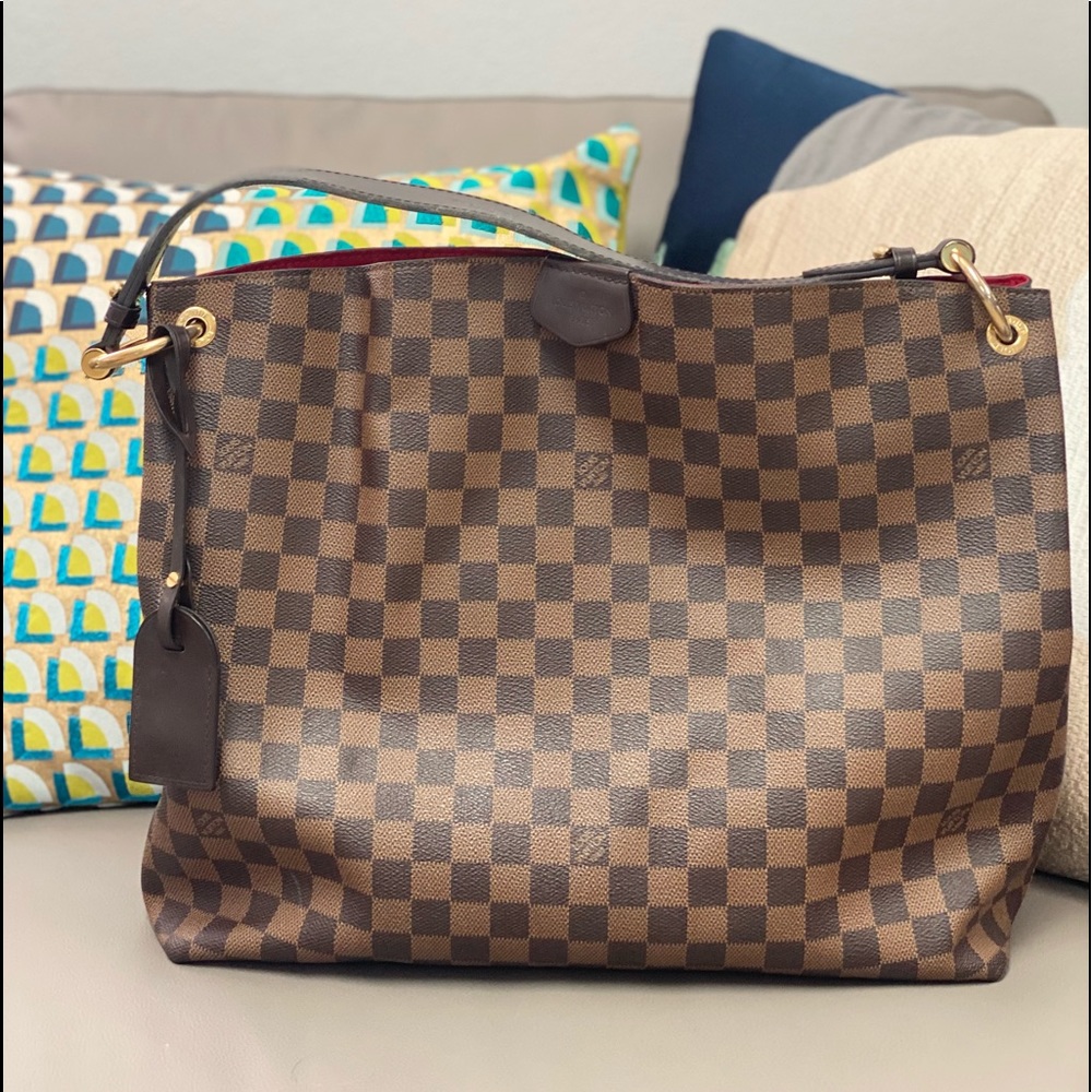 Authentic Louis Vuitton Graceful, Used but Good.